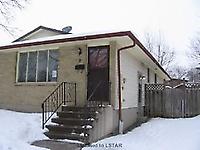 9 Monsarrat Crescent