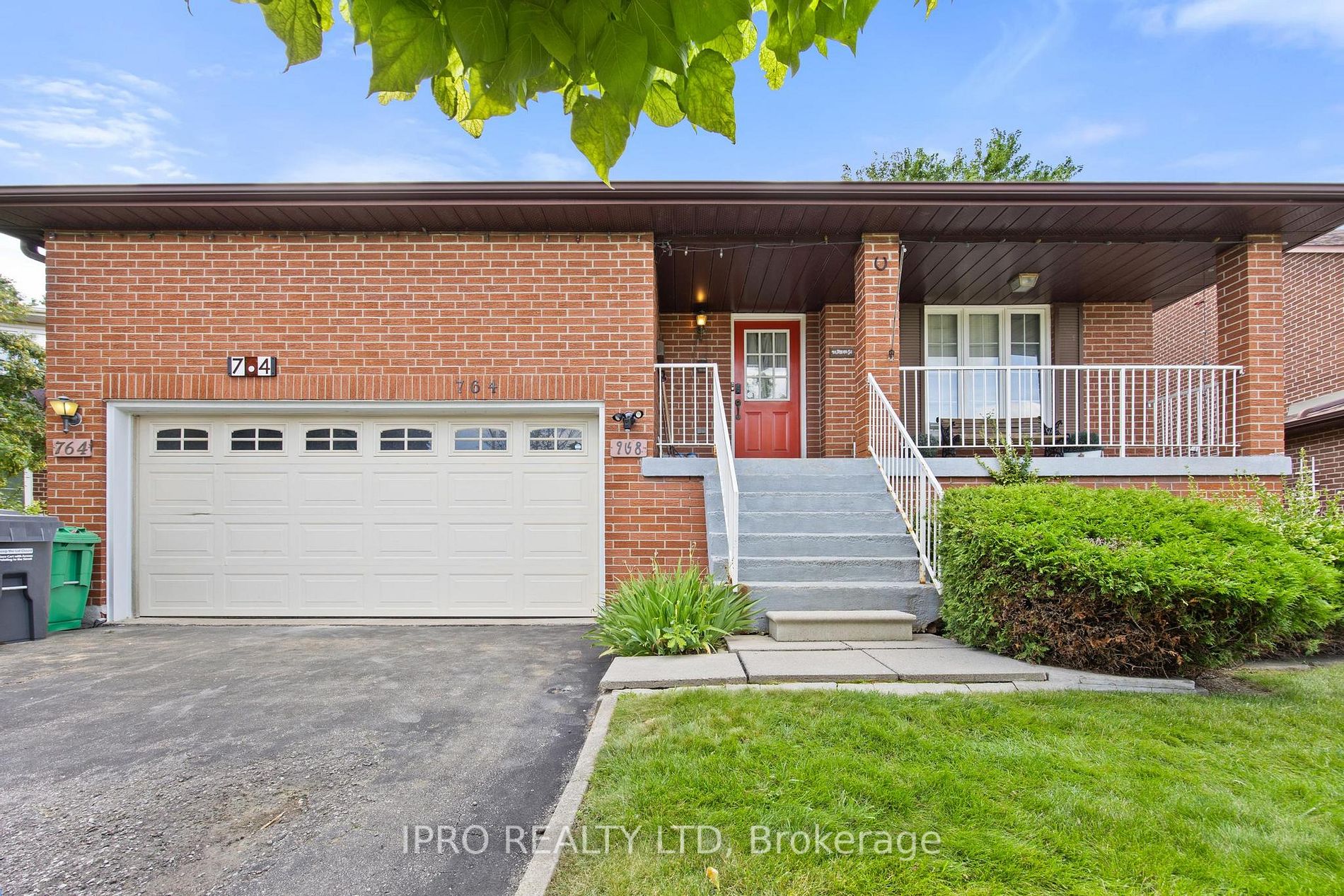 764 Willowbank Tr, Leased in Mississauga Zoocasa