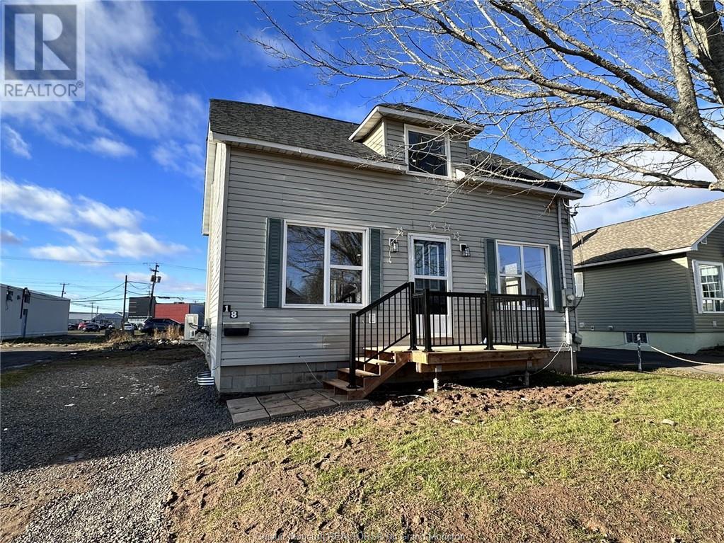 18 Winnipeg St, For Sale in Moncton Zoocasa