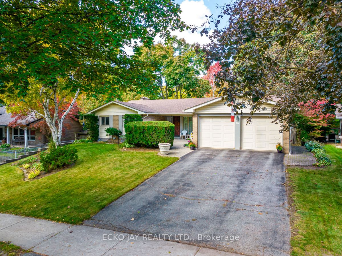 16 Henry Blvd, For Sale in Toronto Zoocasa