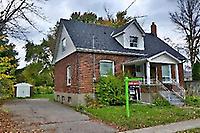 12 Ontario St W