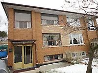 90 Clairton Cres