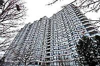 1 Clark Ave W