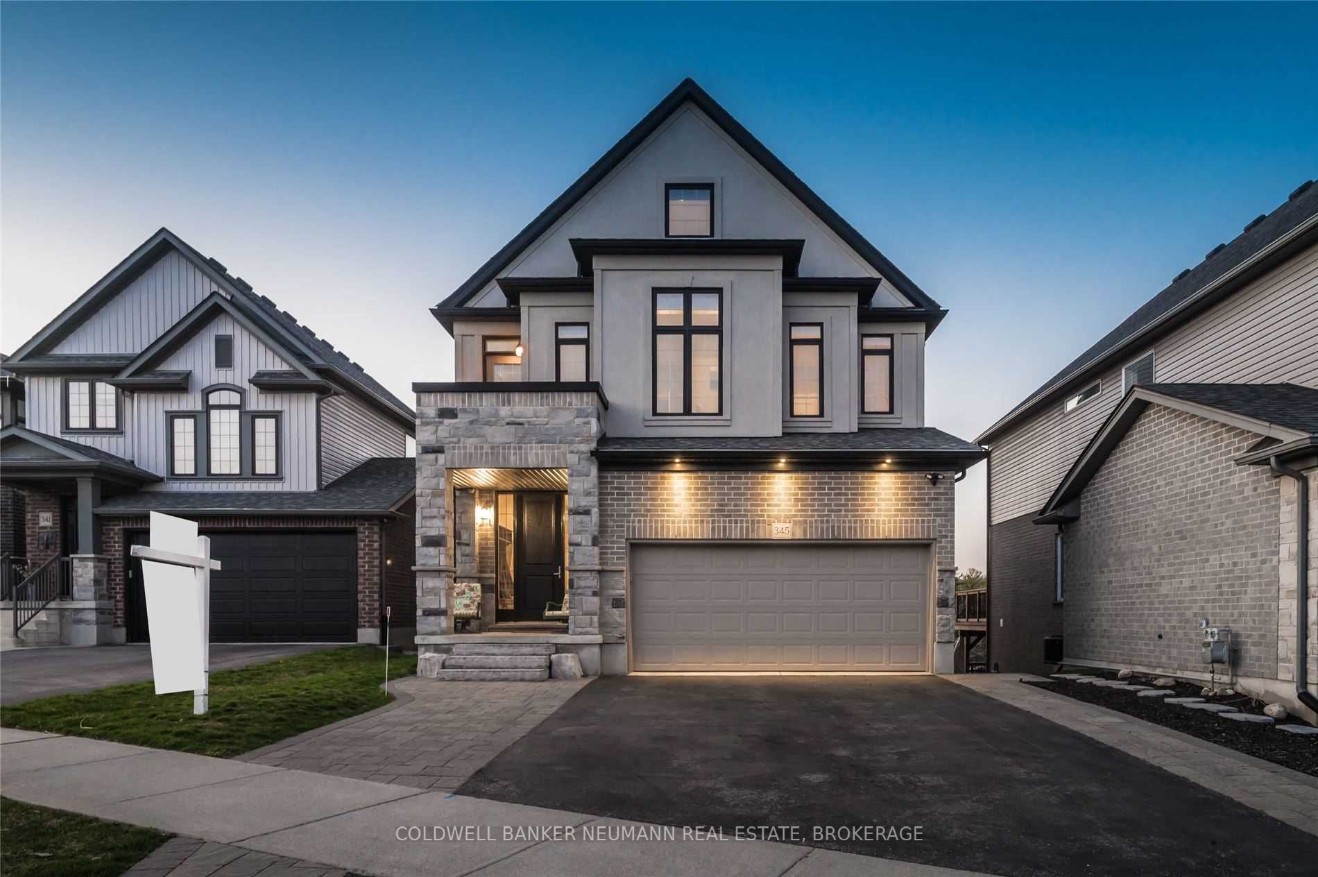 345 Woodbine Ave, Sold in Kitchener Zoocasa
