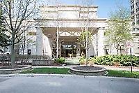 35 Kingsbridge Garden Circ