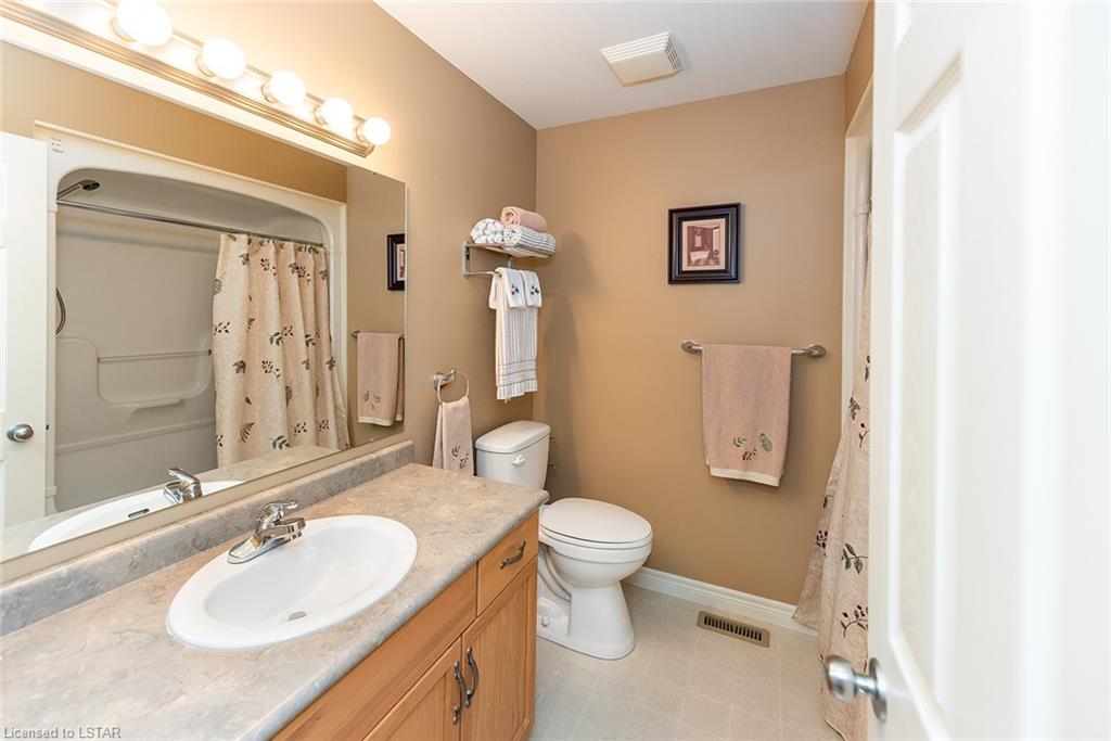 5 Meadowvale Drive, Sold in St. Thomas Zoocasa