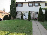 1311 Redbank Cres