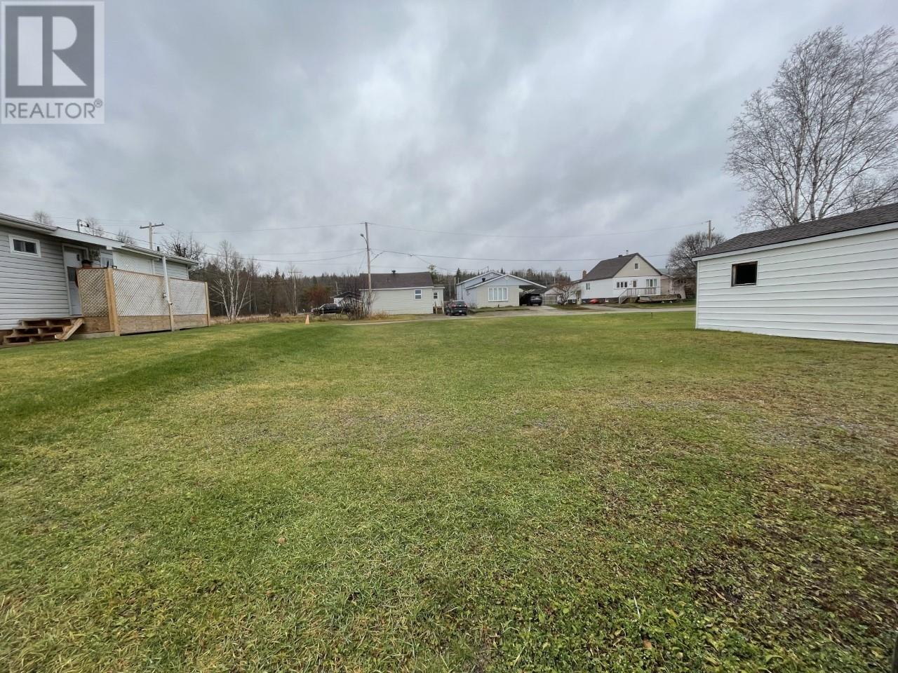 110 Queen St, For Sale in Chapleau Zoocasa