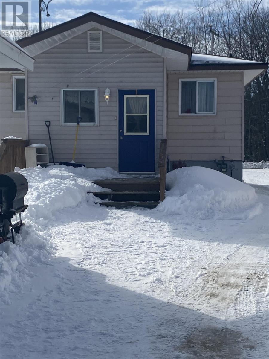 256 Youngfox Rd, For Sale in Blind River Zoocasa