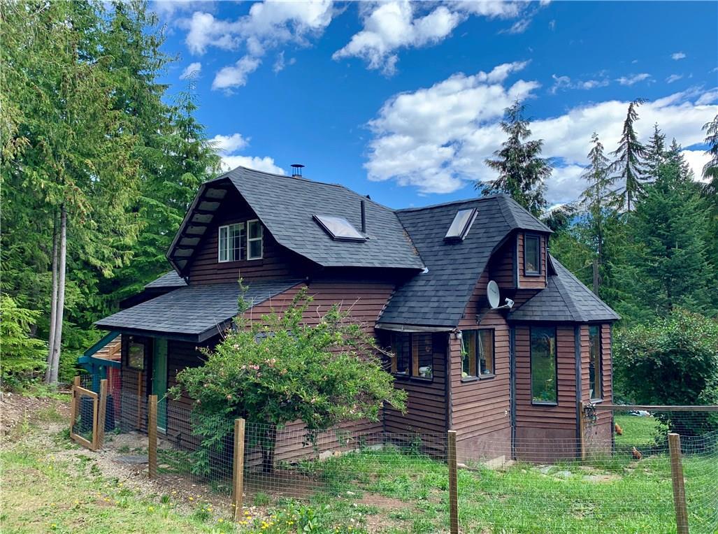 468 Balfour Crescent, Kaslo Sold for XXX,XXX Zoocasa