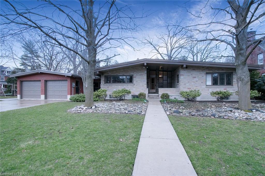 288 Cobourg Street, Inactive in Stratford Zoocasa