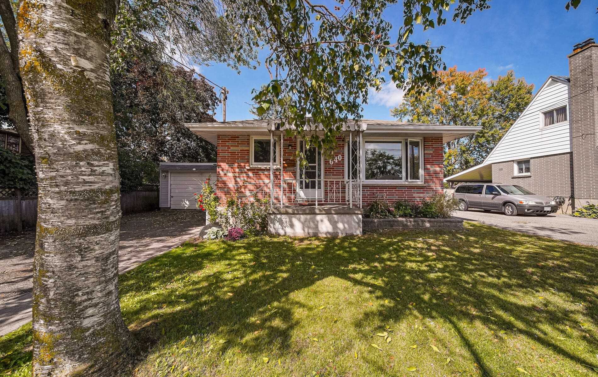 640 Cameron St, Peterborough Sold for XXX,XXX Zoocasa
