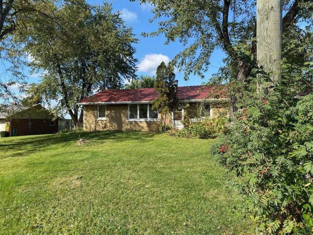 11 Algonquin Ave, Sold in Hamilton Zoocasa