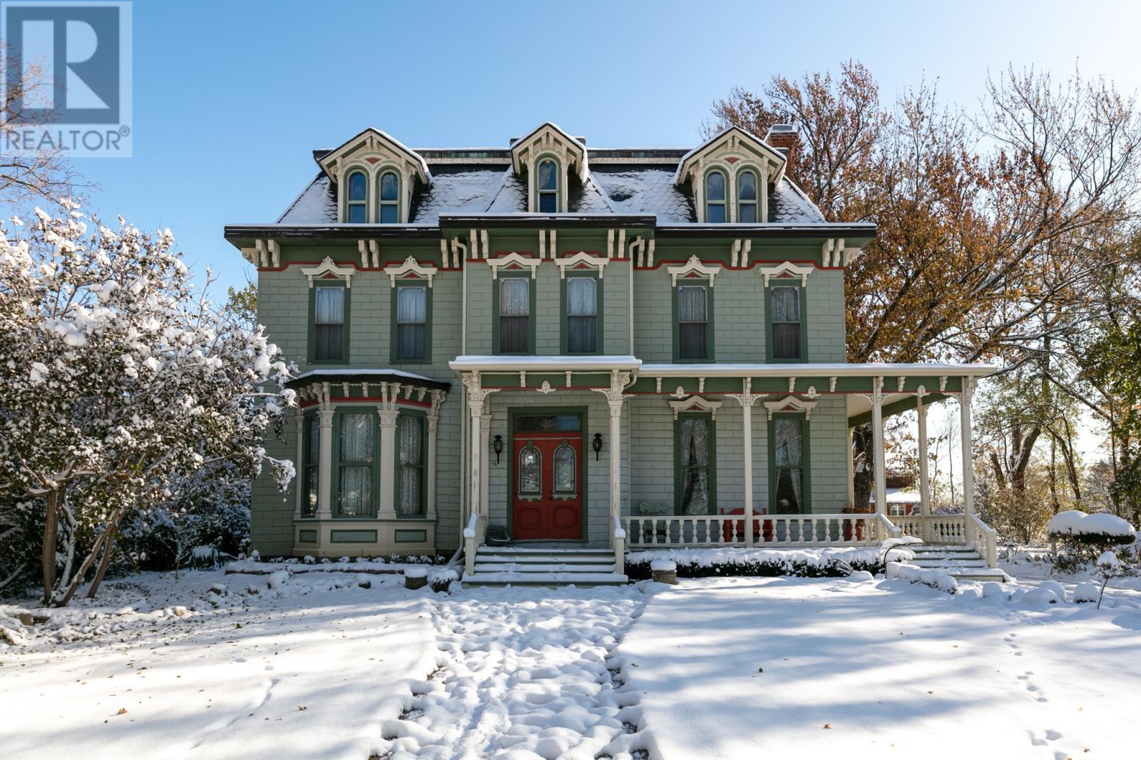671 Front Road North, Amherstburg Sold for XXX,XXX Zoocasa