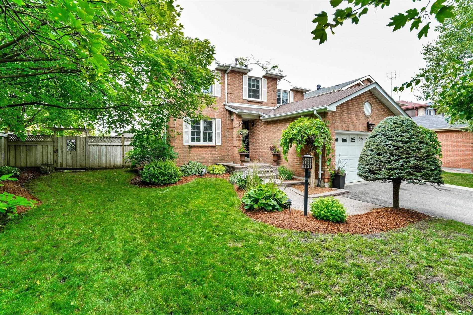 22 Conover Crt, Sold in Brampton Zoocasa