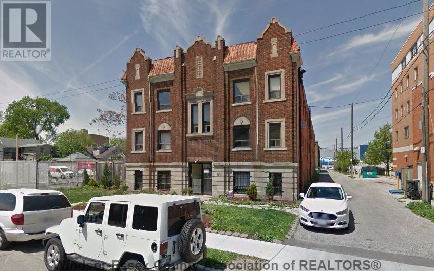444 Park Street West, Windsor (1706147) Zoocasa