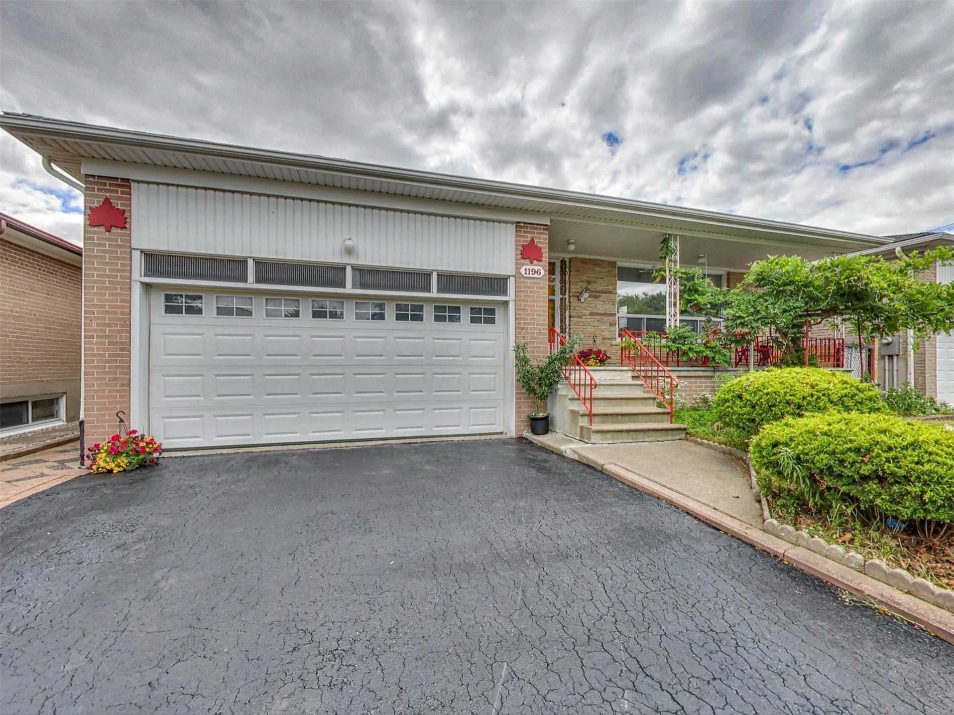 1196 Mcbride Ave, Sold in Mississauga Zoocasa