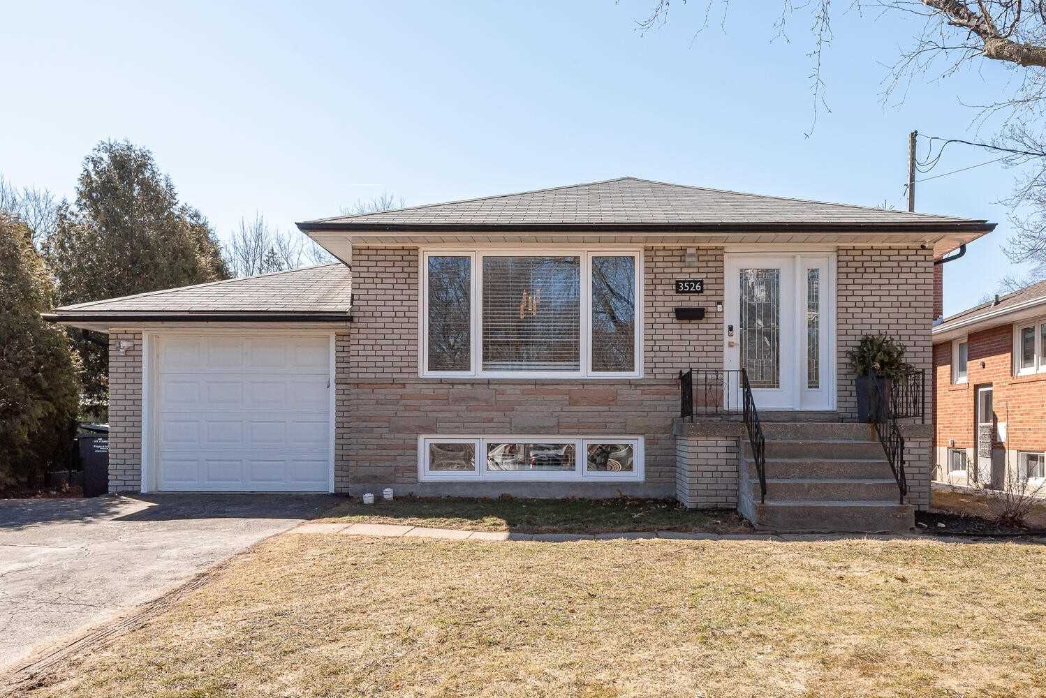 3526 Credit Woodlands, Inactive in Mississauga Zoocasa