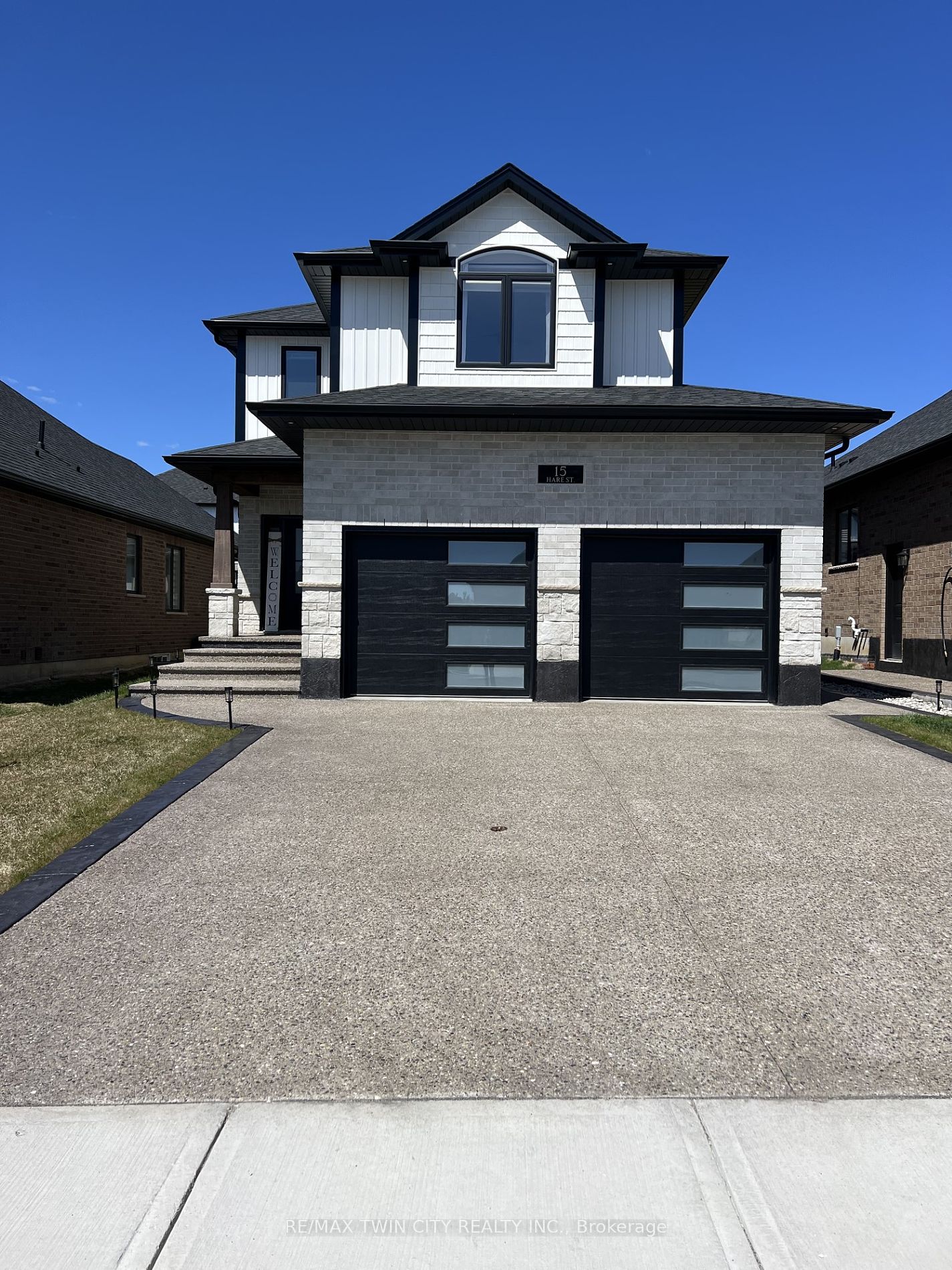 15 Hare St, For Sale in Norfolk County Zoocasa