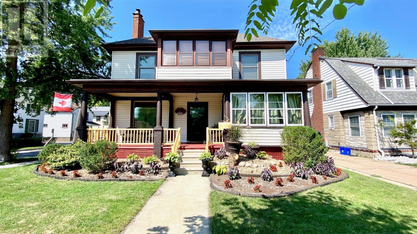 237 Brock Street North, Sarnia Sold for XXX,XXX Zoocasa