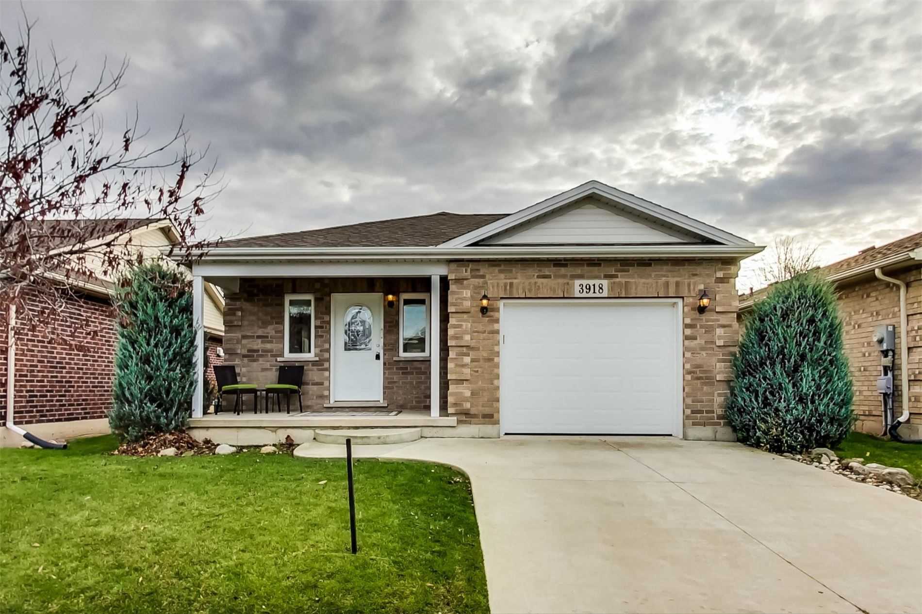 3918 Pleasantview Lane, For Sale in Lincoln Zoocasa