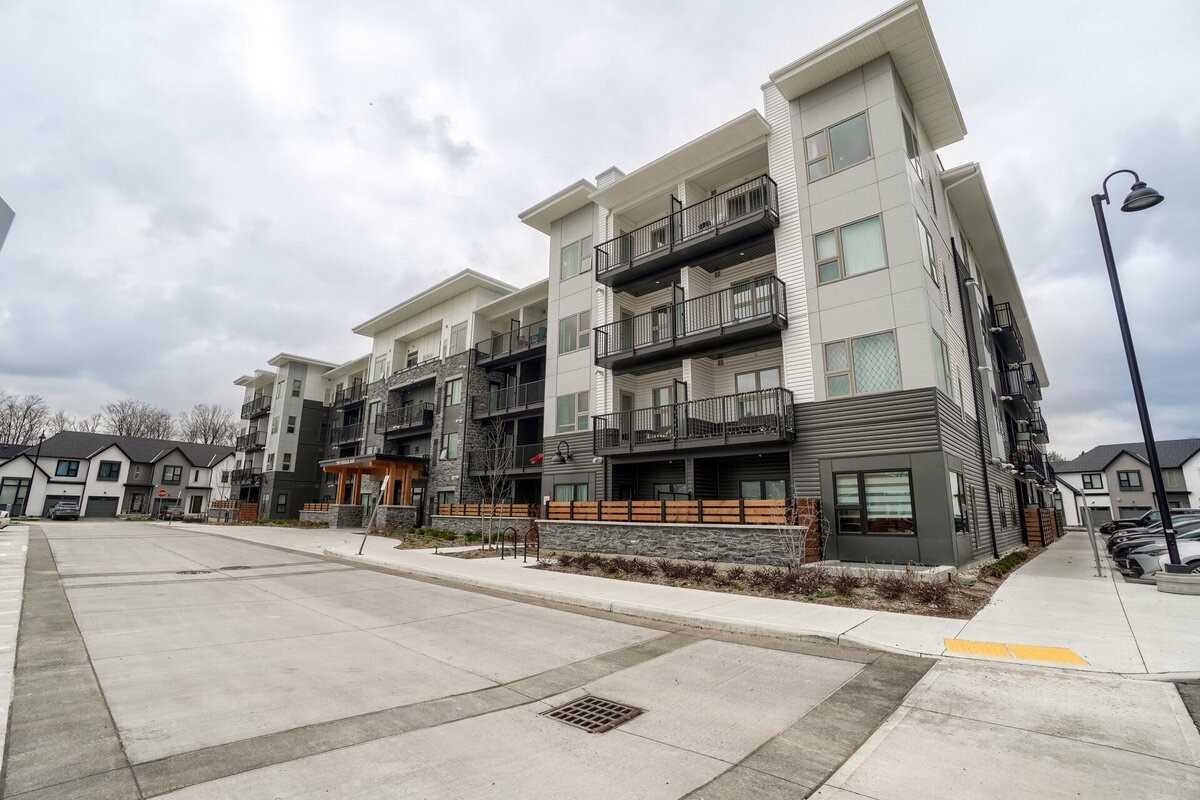 328 110 Fergus Ave, Sold in Kitchener Zoocasa