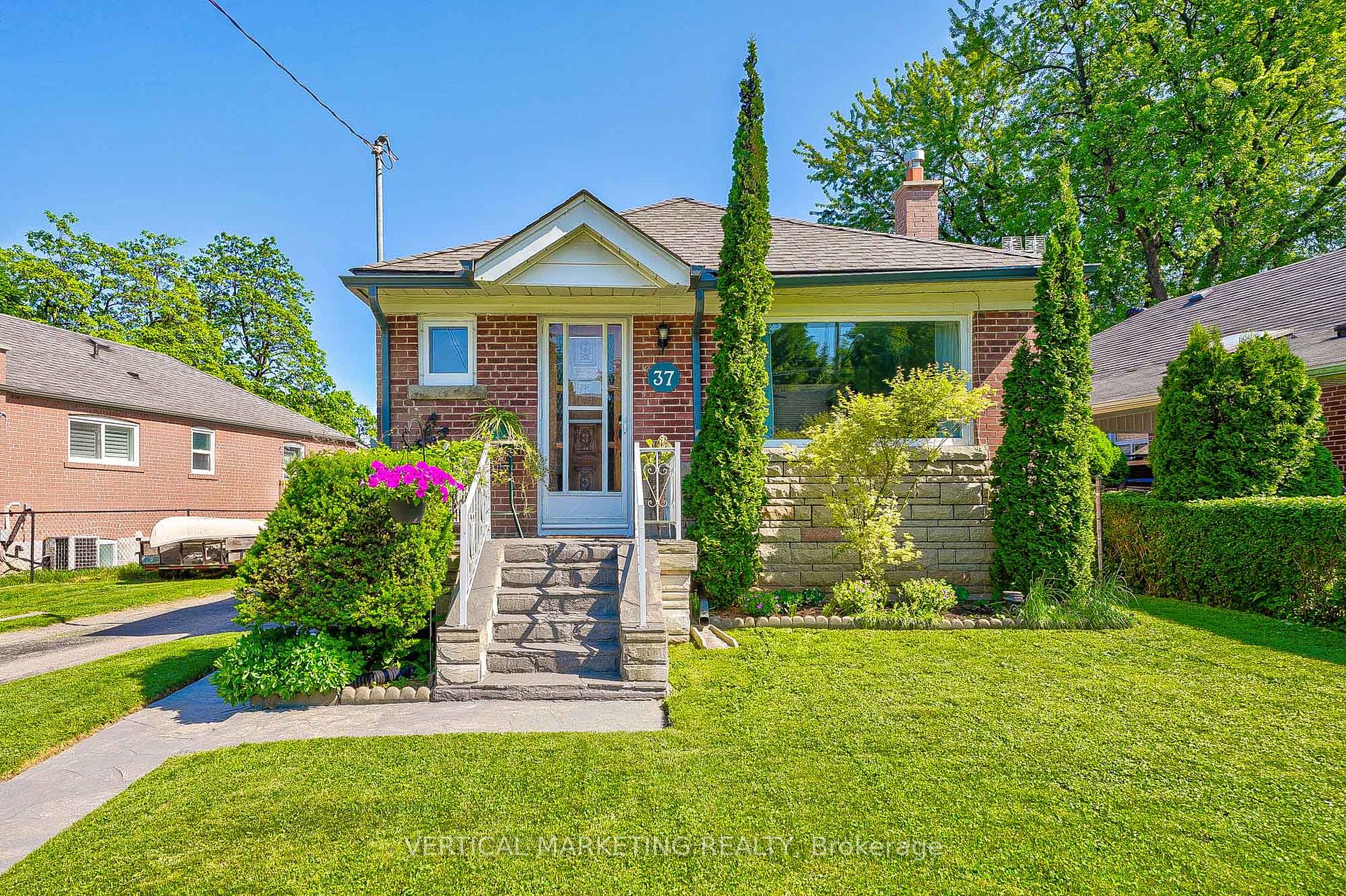 37 Arden Cres, Sold in Scarborough Zoocasa