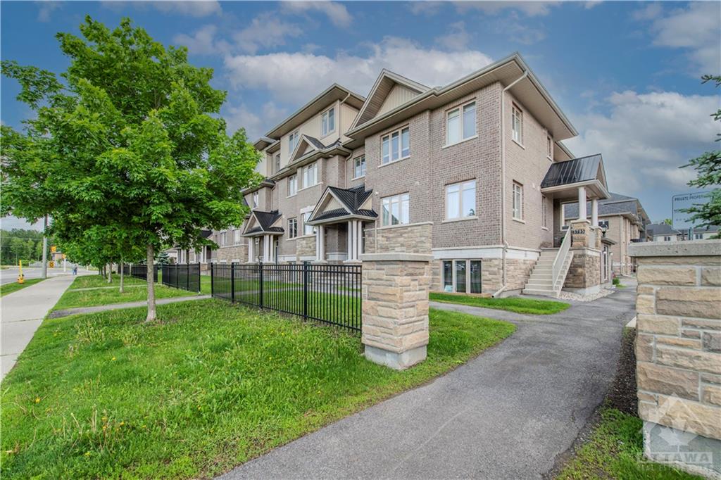 e 3791 Canyon Walk Drive, For Sale in Ottawa Zoocasa