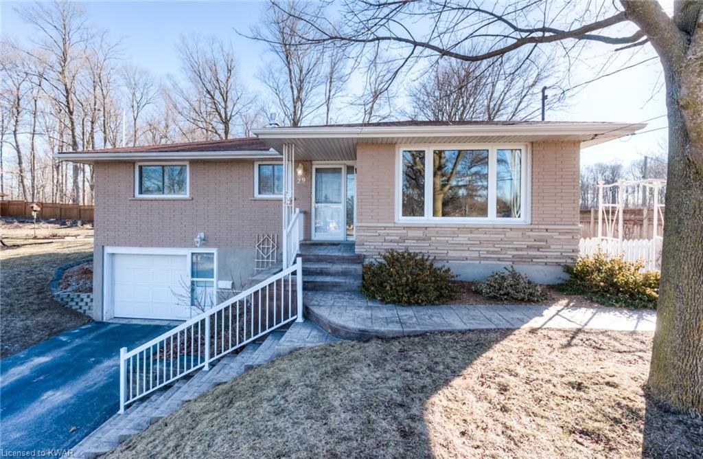 29 Renwick Avenue, Inactive in Cambridge Zoocasa