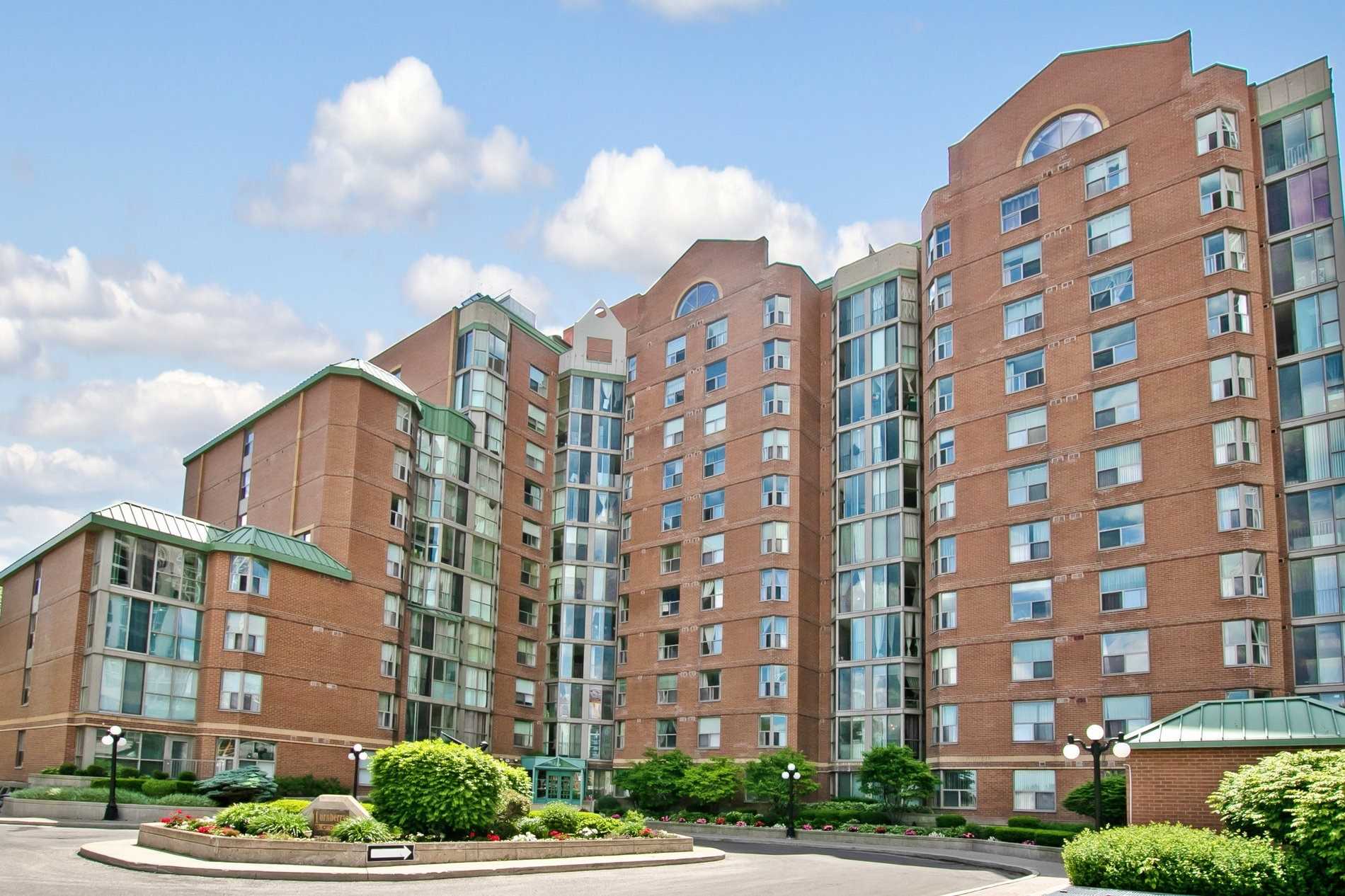 805 5795 Yonge St, Leased in Toronto Zoocasa