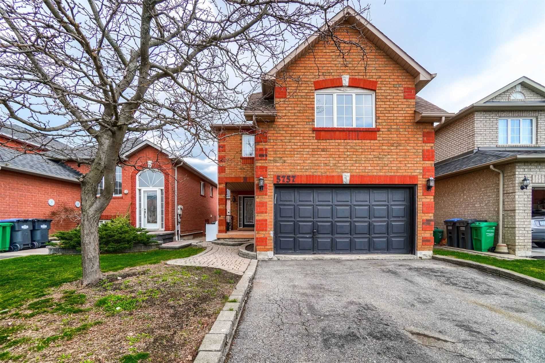 5757 Sidmouth St, Sold in Mississauga Zoocasa