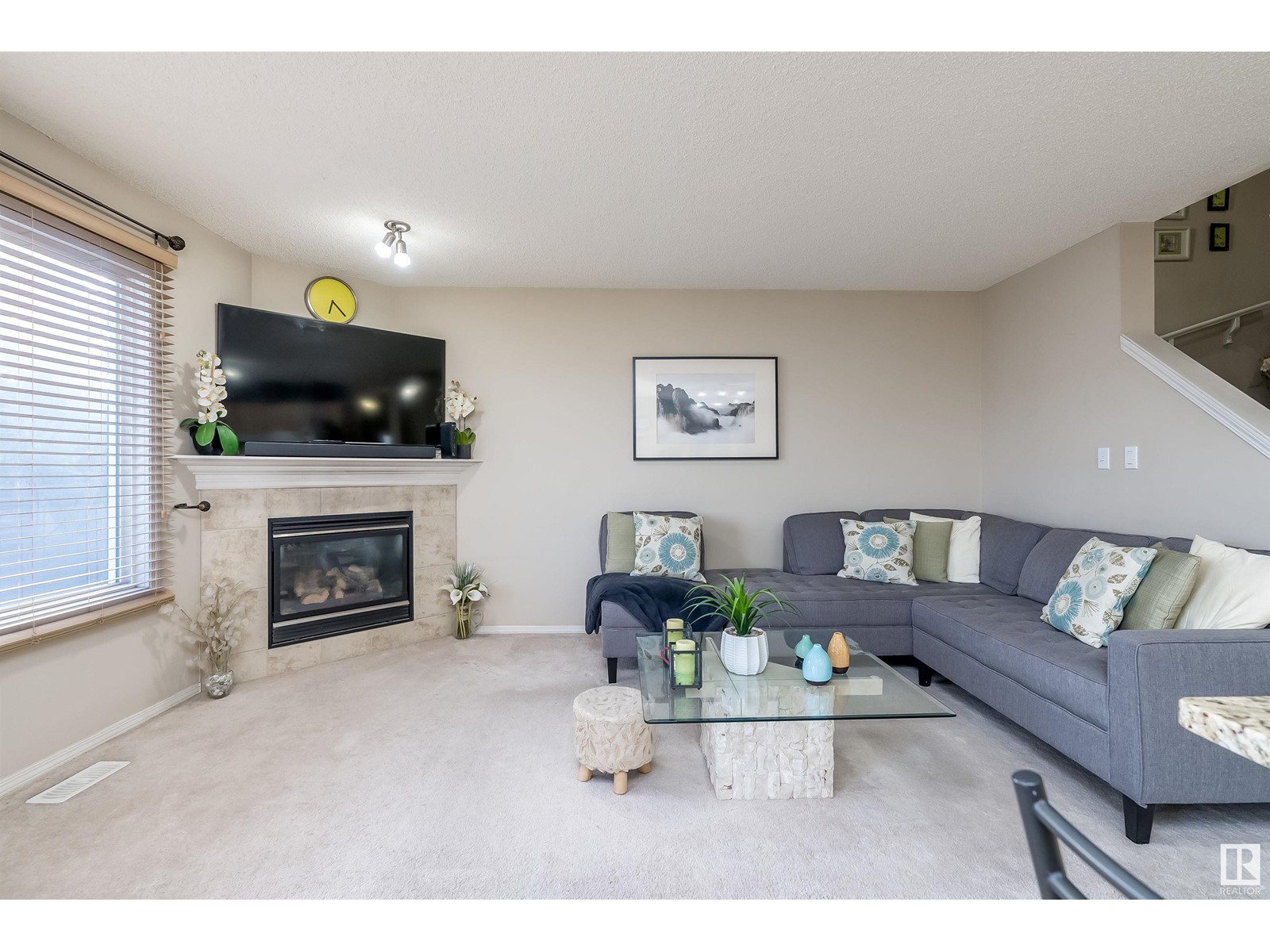 61 120 Magrath Rd Nw, For Sale in Edmonton Zoocasa