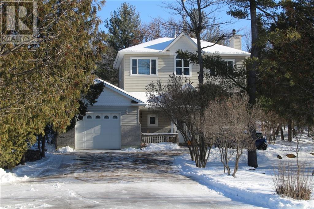 2376 Kinburn Side Road, Ottawa Sold for XXX,XXX Zoocasa
