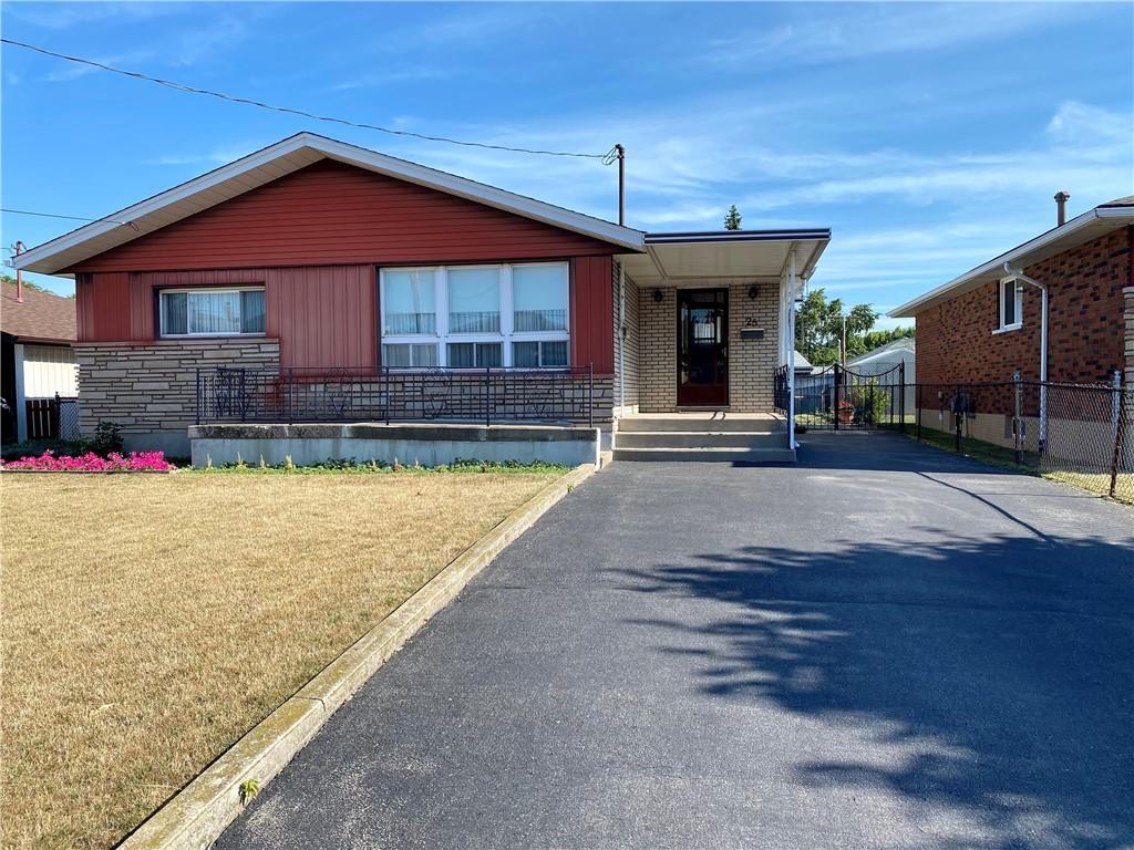 25 Kentley Dr, Inactive in Hamilton Zoocasa