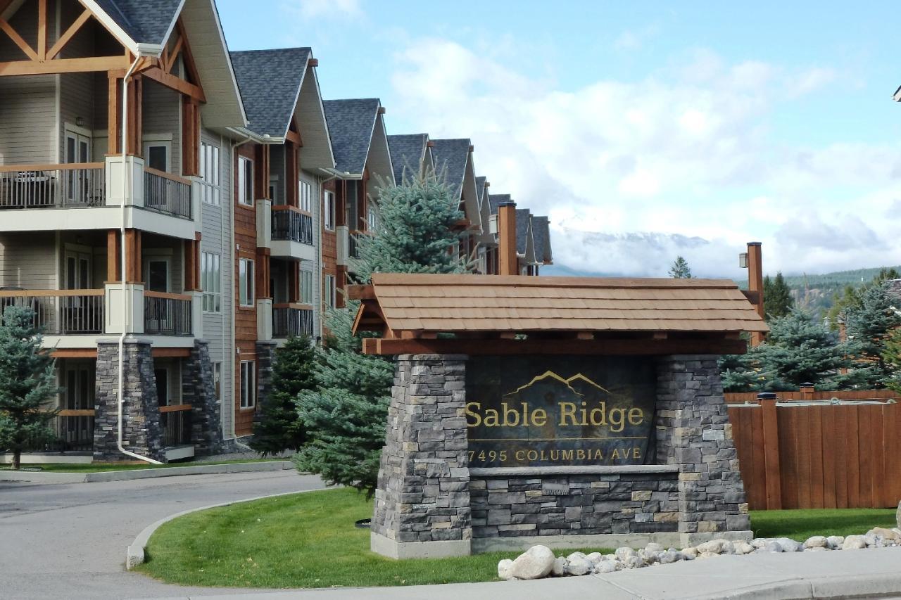 1113 7495 Columbia Avenue, For Sale in Radium Hot Springs Zoocasa